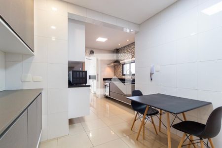 Apartamento para alugar com 175m², 4 quartos e 3 vagasCozinha