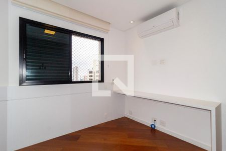 Apartamento para alugar com 175m², 4 quartos e 3 vagasSuíte 1