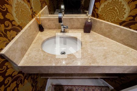 Apartamento para alugar com 175m², 4 quartos e 3 vagasDetalhe - Lavabo