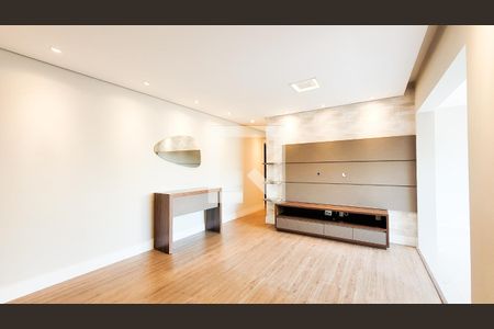 Sala de apartamento para alugar com 2 quartos, 88m² em Cambuí, Campinas