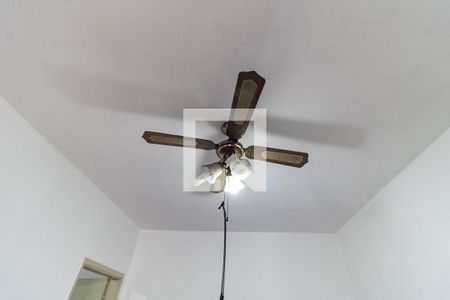 Casa à venda com 70m², 2 quartos e 2 vagas Casa à venda com 70m², 2 quartos e 2 vagasQuarto 2