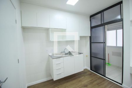Cozinha de apartamento para alugar com 2 quartos, 39m² em Mooca, São Paulo