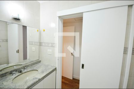 Apartamento à venda com 90m², 2 quartos e 1 vagaBanheiro da Suíte