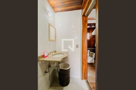 Casa à venda com 304m², 5 quartos e 3 vagasBanheiro da Suíte 3