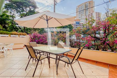 Varanda da Sala de casa à venda com 5 quartos, 304m² em Sumaré, São Paulo