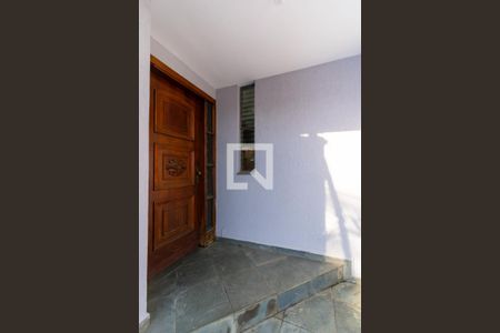 Casa à venda com 359m², 3 quartos e 4 vagasEntrada