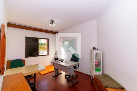 Casa à venda com 359m², 3 quartos e 4 vagasQuarto 2