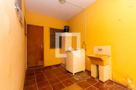 Casa à venda com 359m², 3 quartos e 4 vagasÁrea de Serviço 2