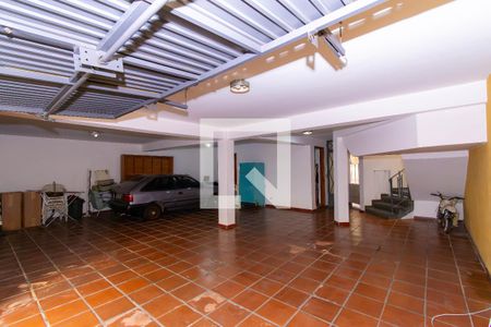 Casa à venda com 359m², 3 quartos e 4 vagasGaragem