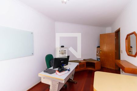 Casa à venda com 359m², 3 quartos e 4 vagasQuarto 2