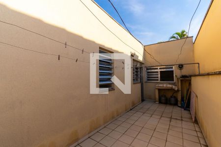 Casa à venda com 359m², 3 quartos e 4 vagasQuintal