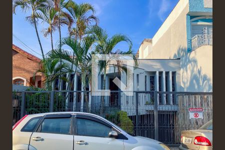 Casa à venda com 359m², 3 quartos e 4 vagasFachada