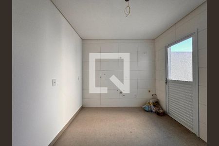 Apartamento à venda com 43m², 2 quartos e 1 vaga Apartamento à venda com 43m², 2 quartos e 1 vagaCozinha