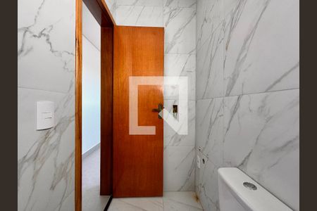 Apartamento à venda com 86m², 2 quartos e 1 vaga Apartamento à venda com 86m², 2 quartos e 1 vagaBanheiro