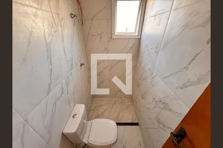 Apartamento à venda com 86m², 2 quartos e 1 vaga Apartamento à venda com 86m², 2 quartos e 1 vagaBanheiro da Suíte