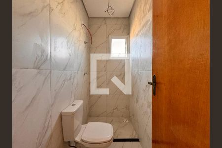 Apartamento à venda com 86m², 2 quartos e 1 vaga Apartamento à venda com 86m², 2 quartos e 1 vagaBanheiro da Suíte