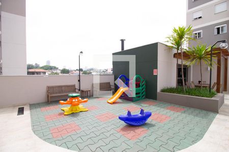Apartamento para alugar com 42m², 2 quartos e 1 vaga Apartamento para alugar com 42m², 2 quartos e 1 vagaÁrea comum - Playground