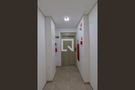 Apartamento para alugar com 38m², 2 quartos e sem vagaÁrea Comum - Elevador  
