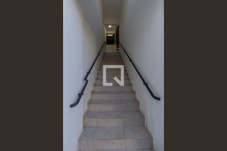 Apartamento para alugar com 38m², 2 quartos e sem vagaÁrea Comum - Escada  