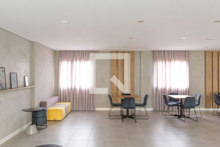 Apartamento para alugar com 38m², 2 quartos e sem vagaÁrea comum - Salão de festas