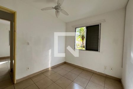 Quarto 2 de apartamento para alugar com 2 quartos, 42m² em Vila Urupês, Suzano