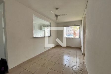 Sala de apartamento para alugar com 2 quartos, 42m² em Vila Urupês, Suzano