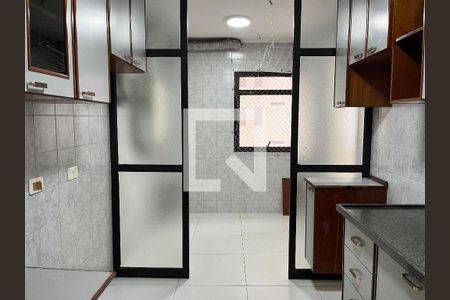 Apartamento à venda com 83m², 3 quartos e 2 vagasCozinha