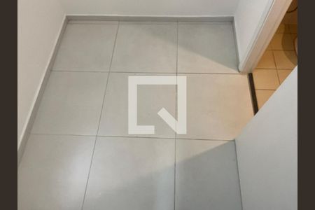 Apartamento à venda com 83m², 3 quartos e 2 vagasCorredor