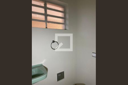 Casa à venda com 230m², 6 quartos e 4 vagasLavabo