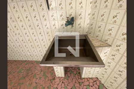 Casa à venda com 230m², 6 quartos e 4 vagasLavanderia