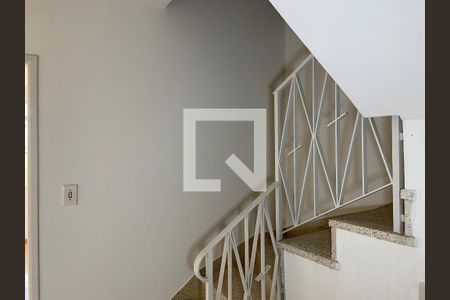 Hall de casa à venda com 6 quartos, 230m² em Jardim Itália, São Paulo