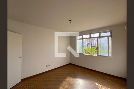 Sala de casa à venda com 6 quartos, 230m² em Jardim Itália, São Paulo