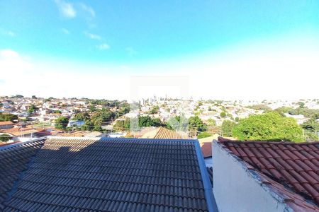 Vista do Quarto 1  de casa para alugar com 4 quartos, 360m² em Jardim Paranapanema, Campinas
