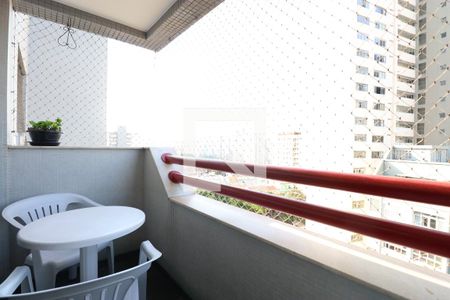 Apartamento à venda com 100m², 3 quartos e 1 vagaVaranda