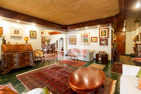 Apartamento à venda com 410m², 4 quartos e 3 vagasSala