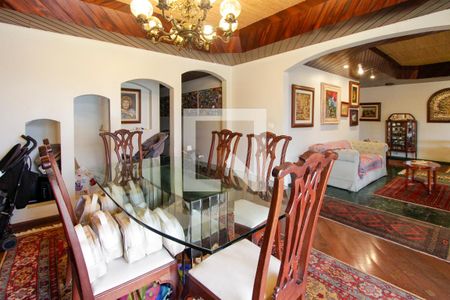 Apartamento à venda com 410m², 4 quartos e 3 vagasSala de jantar