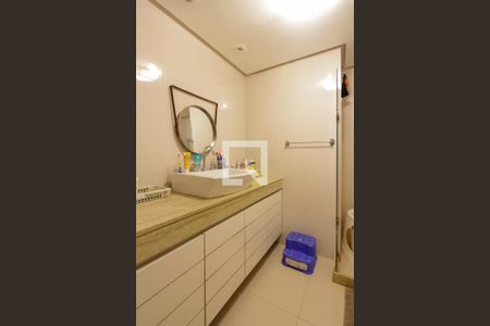 Apartamento à venda com 410m², 4 quartos e 3 vagasBanheiro