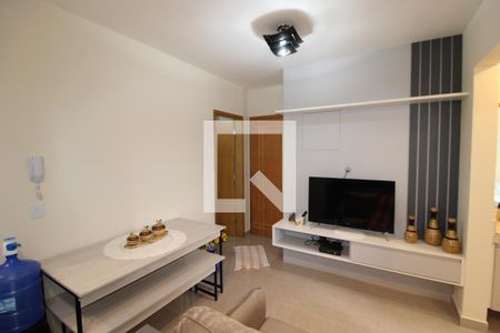 Sala / Cozinha de apartamento para alugar com 2 quartos, 44m² em Jardim São Paulo, São Paulo