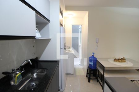 Sala / Cozinha de apartamento para alugar com 2 quartos, 44m² em Jardim São Paulo, São Paulo