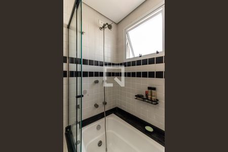 Apartamento à venda com 209m², 3 quartos e 1 vagaBanheiro 2