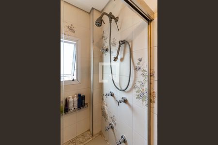 Apartamento à venda com 209m², 3 quartos e 1 vagaSuíte - Banheiro 1