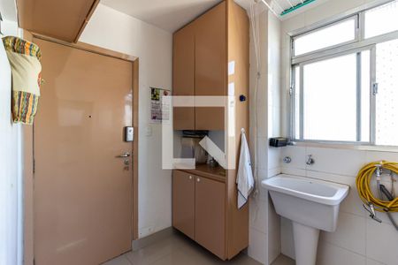 Apartamento à venda com 209m², 3 quartos e 1 vagaÁrea de Serviço