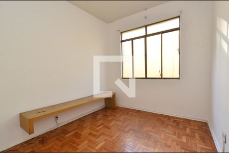 Apartamento para alugar com 3 quartos, 80m² em Centro, Belo Horizonte