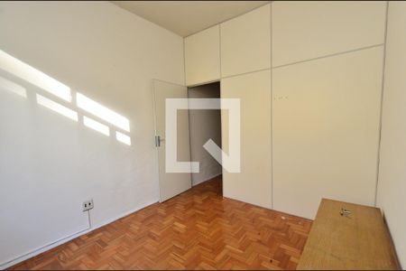 Quarto 1 de apartamento para alugar com 3 quartos, 80m² em Centro, Belo Horizonte
