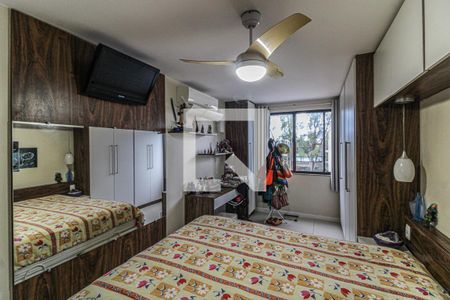 Apartamento à venda com 186m², 3 quartos e 3 vagas Apartamento à venda com 186m², 3 quartos e 3 vagasSuíte