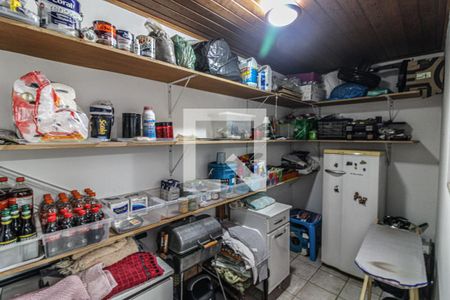 Apartamento à venda com 186m², 3 quartos e 3 vagas Apartamento à venda com 186m², 3 quartos e 3 vagasÁrea de Serviço - Quarto