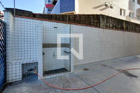 Apartamento para alugar com 90m², 2 quartos e 1 vagaDucha