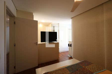 Apartamento para alugar com 250m², 3 quartos e 4 vagasSuíte 3