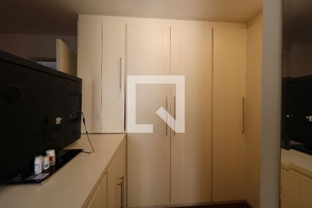Apartamento para alugar com 250m², 3 quartos e 4 vagasCloset da Suíte 3