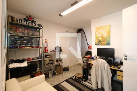 Apartamento para alugar com 250m², 3 quartos e 4 vagasEscritório